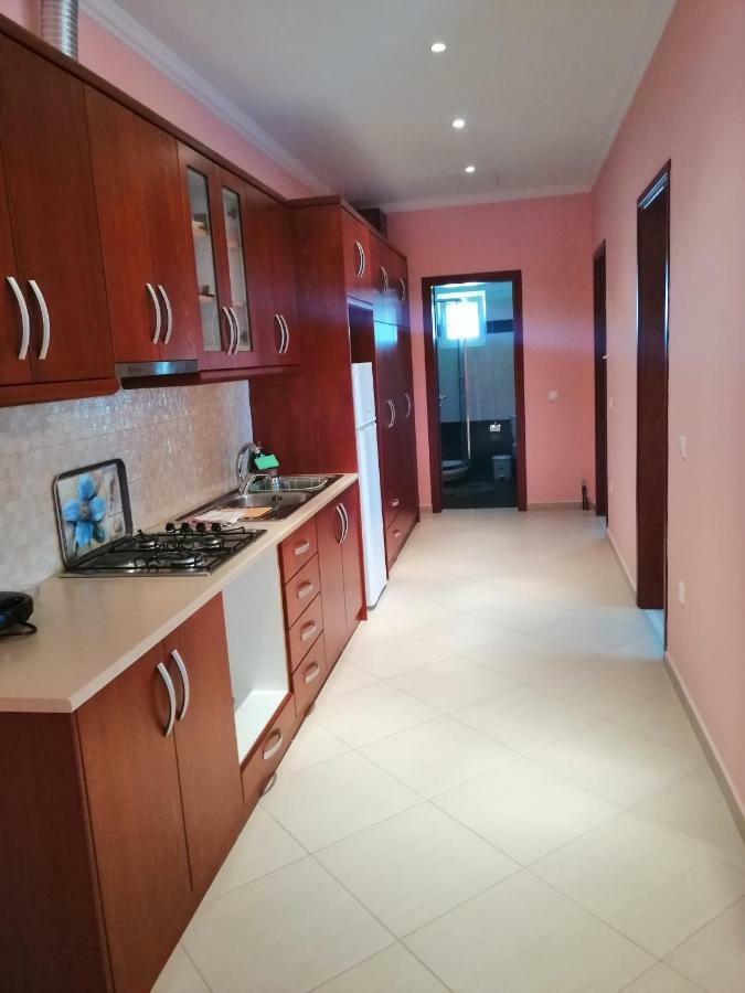 Helen'S House Διαμέρισμα Εξαμίλιο Εξωτερικό φωτογραφία