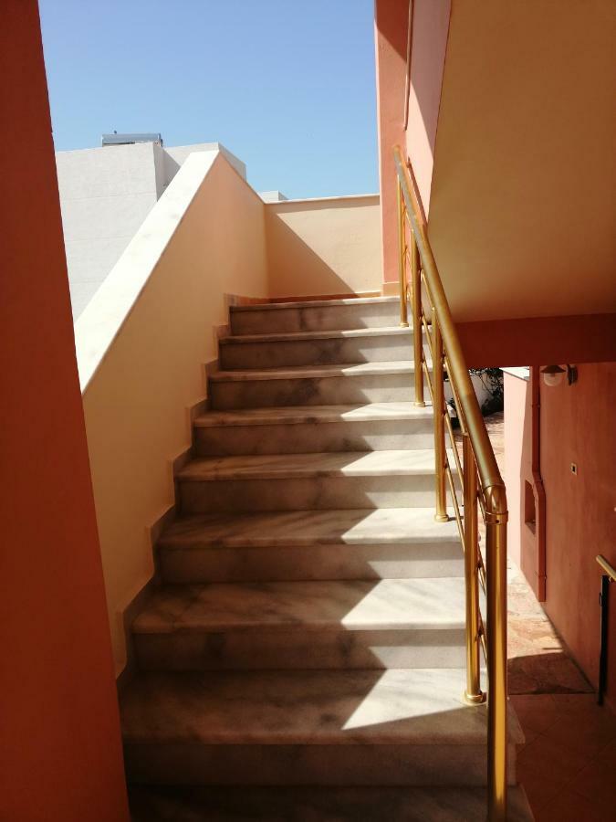 Helen'S House Διαμέρισμα Εξαμίλιο Εξωτερικό φωτογραφία