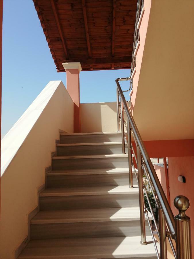 Helen'S House Διαμέρισμα Εξαμίλιο Εξωτερικό φωτογραφία