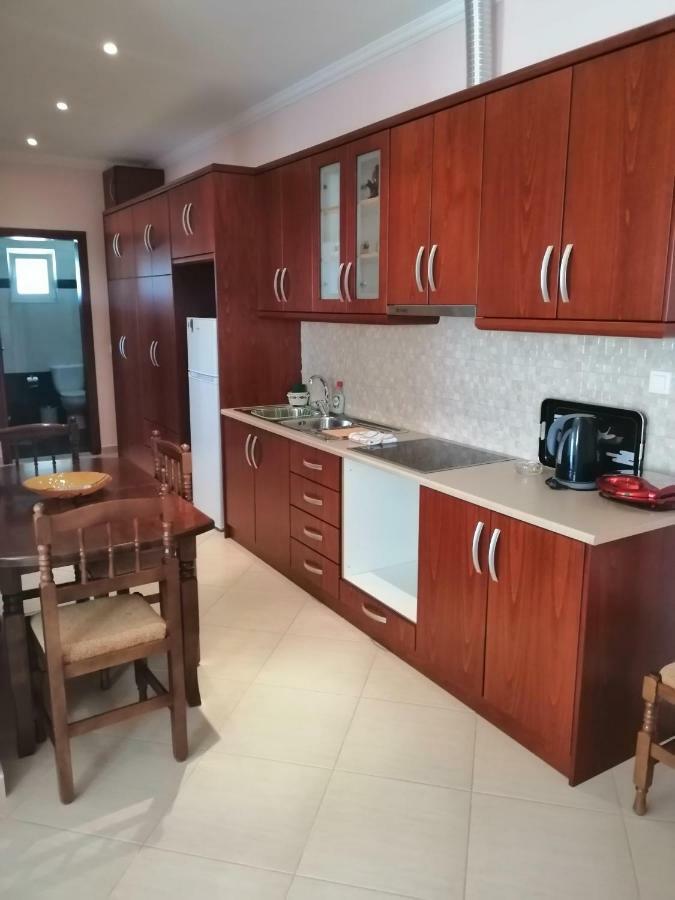 Helen'S House Διαμέρισμα Εξαμίλιο Εξωτερικό φωτογραφία