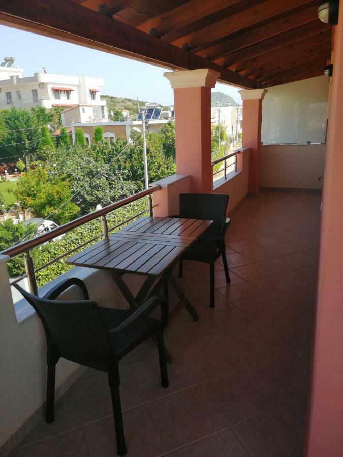 Helen'S House Διαμέρισμα Εξαμίλιο Δωμάτιο φωτογραφία